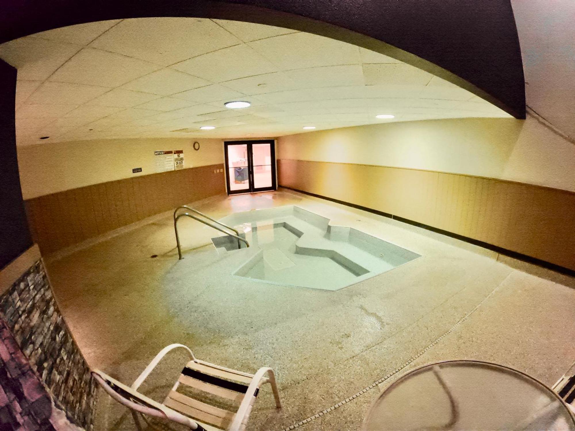 Hotel Mead Resorts & Conventions Center Wisconsin Rapids Exterior foto